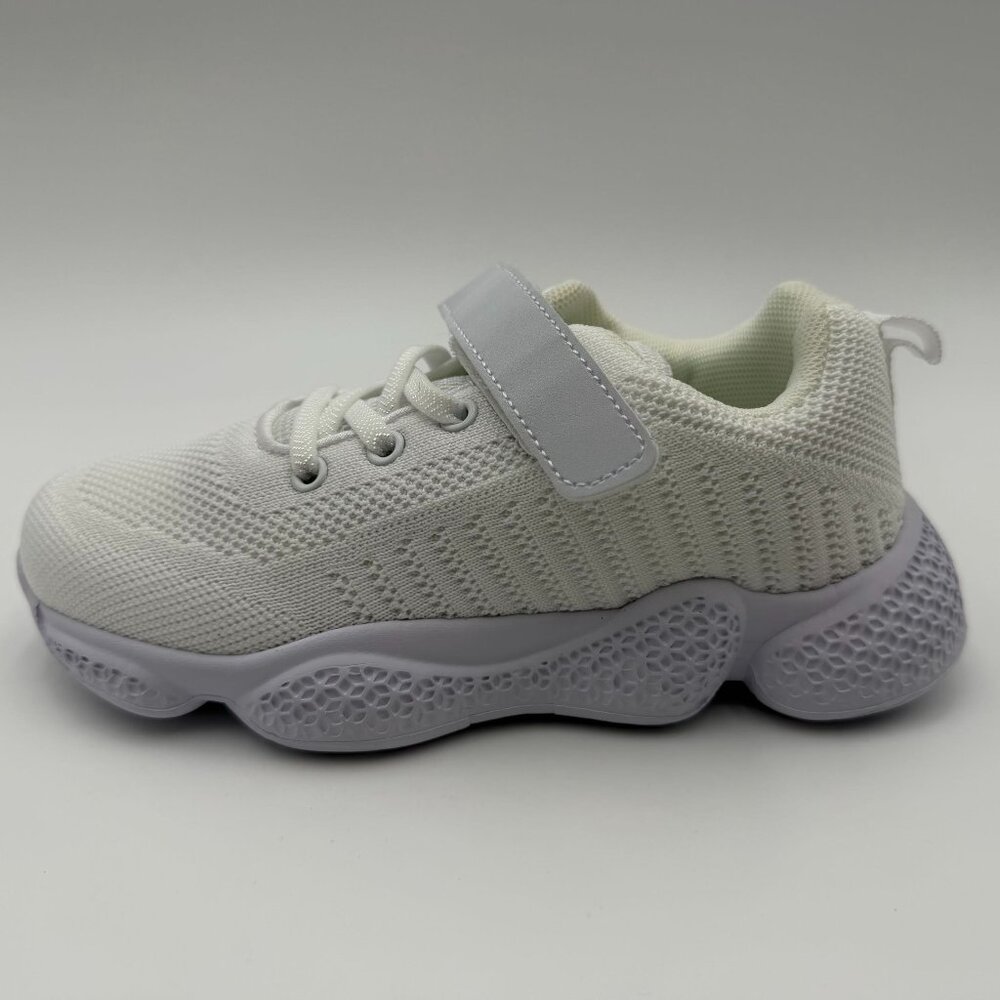 Unbranded Kids Velcro Strap Athletic Sneakers – White – EU Size 33 - US 1.5-2